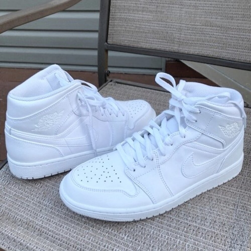 Air Jordan 1 Mid \ Men \ Size 9.5 \ White